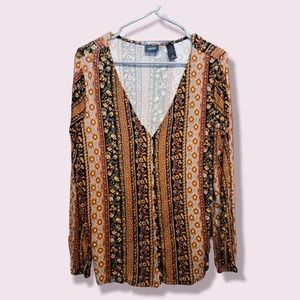 Women's Daytrip Button Up Blouse Long Sleeve Floral Orange and Black Size Medium